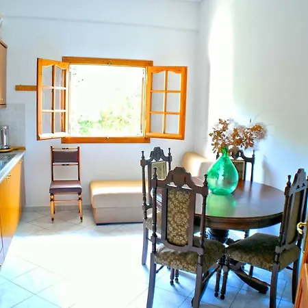 Efi Apartament *